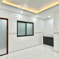 Phòng 20M2, Kdc 13E, Sau Đh Văn Hiến, Bình Chánh