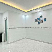 Phòng 20M2, Kdc 13E, Sau Đh Văn Hiến, Bình Chánh