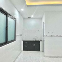 Phòng 20M2, Kdc 13E, Sau Đh Văn Hiến, Bình Chánh