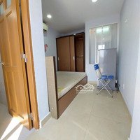 Phòng Tiện Nghi Đẹp, Ban Công, 30M2, Cmt8, Ngay Vx Dân Chủ, Q3