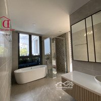 Cực Hiếm! Khu Đất Ba Tháng Tư Đà Lạt View Thông Tuyệt Đẹp Sẵn 4 Căn Villa 1445M2 Chỉ 90 Tỷ