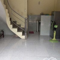 Cho Thuê Nhà 1 Trệt , 1 Lầu 40 M2