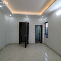 Chính Chủ Bán Nhà 4 Tầng Lô Góc Thượng Thanh - Đặng Vũ Hỷ,Diện Tích32M2, Mặt Tiền 4M Giá Bán 2.55 Tỷ