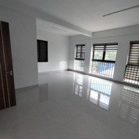 Cho Thuê Nhà Lạc Long Quândiện Tích80M2 X 6T Nhà Mới Sơn Sửa Đẹp Có Thang Máy Giá 75 Triệu/Th