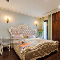 Sang Nhượng Căn 81M2 View S. Hồng Cực Đẹp Ở Hc Golden City, Full Nội Thất, Full Đồ Điện Tử