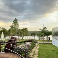 Cần tiền bán gấp lô đất nghỉ dưỡng 200m2 view hồ ở Bảo Lộc sổ sẵn giá 320tr