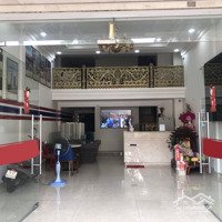 Nguyên Tòa Office Mặt Tiền Đường Nguyễn Tri Phương, Quận 5