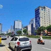 Cho Thuê Lô Góc 2Mt Phạm Văn Đồng 180M2 Ngang 10M