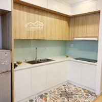 Chủ Nhà Bán Gấp Cc 2A Trần Nhật Duật Q.1. 65M2, 2P, Sổ Hồng, 3,3 Tỷ