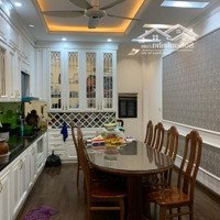 Bán Nhà Ngọc Lâm, Thang Máy, Gara, Ngõ Thông 42M2 Nhỉnh 8 Tỷ Liên Hệ: 0961296116