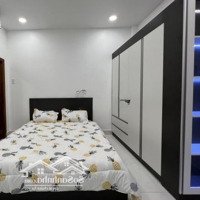 Bán Nhà Mặt Tiền Đường Trần Khắc Chân, Phường 15, Phú Nhuận.50M2.Shr