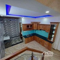 Đường Liên Phường Quận 9 Ra Gấp Căn Nhà 40M2