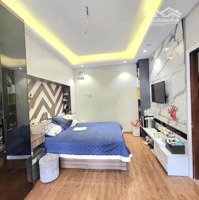 Nhà 30M2 Ô Tô Đỗ Cửa