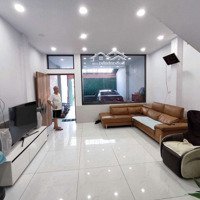 Nhà 5X18M 3 Tấm Đường 12M Sát Chợ