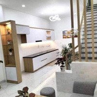 Bán Rẽ Nhà Đẹp Trã Nợ Đg Phạm Thế Hiển P4,Q8 43,2M2/ 915 Triệu ( Sổ Riêng.)