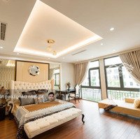 Siêu Hiếm! Bán Căn Hộ 113M Chỉ 53 Triệu/M2 Full Đồ Ở Tòa B Chung Cư 671 Hoàng Hoa Thám. Liên Hệ: 0364 224 881