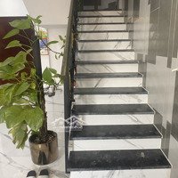 Cần Bán Căn Hộ Penthouse Central Garden, 328 Võ Văn Kiệt,