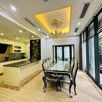 Bán Biệt Thự Phố Dịch Vọng 275M2, View Công Viên Cầu Giấy, Tặng Nội Thất Giá Bán 75 Tỷ.