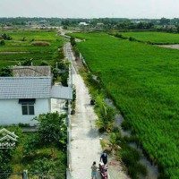 Chỉ 1Ty2 Có Ngay 1000M2 Đất Đường Xe Hơi Đậu Ngay Đất Cách Phà 9Km