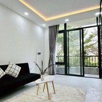 Căn Hộ Tách Bếp Full Nội Thất Full Kính - Ban Công 45M2 Ngay Vòng Xoay Liên Phường