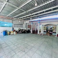 Hàng Ngộp. Bán Nhà 2 Mặt Tiền Đường Vườn Thơm, Bình Chánh, Tp Hcm Diện Tích Đất 420M2 Full Thổ