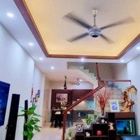 Chủ Nhà Định Cư Sang Mỹ. Bán Lại Căn Nhà Tây Hồ. 50/55M2, 4T/4M Mt, 7,6 Tỷ