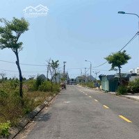 Chỉ 26 Triệuiệu/M2 Nam Hoà Xuân. View Trường. Đn.