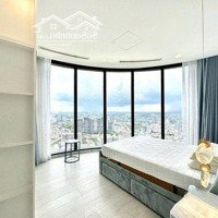 Cần Cho Thuê Gấp Căn Hộ 2 Phòng Ngủ 80M2 Vòng Cung Vinhomes Golden River Bason Giá Tốt Thị Trường