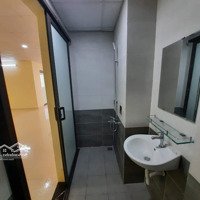 Cho Thuê Căn Hộ 2 Phòng Ngủ, Rộng 70M2. Khu Công Nghiệp Hòa Khánh Đường Số 4