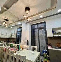 62M2,Hẽm Xe Hơi, 4 Tầng Phạm Văn Đồng , Gigamall Hiệp Bình Chánh Nhỉnh 6 Ty