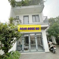 196M2 Full Thổ Cư, Biệt Thự + Sân Vườn, Ô Tô Đậu Trong Nhà