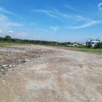 Cần bán đất tại Linh Xuân, Thủ Đức gần QL 1a. dt đất 4ha. giá 8tr/m2