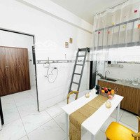 Căn Hộ 2 Phòng Ngủ50M2 Quận Gò Vấp - Thang Máy - Full Nội Thất Mới Tinh