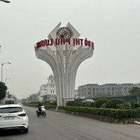 Bán Biệt Thự Phú Lương - View Hồ Cực Kì Hiếm