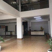 Cho Thuê 200M2 Thông Sàn Rất Đẹp Tại Tố Hữu - Vạn Phúc