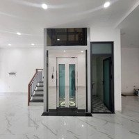 Căn Nhà Phố 126M2 Hoàn Thiện Có Thang Máy Giá Bán Bằng Nhà Thô