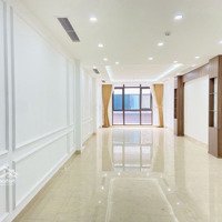 Cho Thuê Văn Phòng Mới Sàn 60M2 Tại Hào Nam, Đống Đa Siêu Hot Giá Sốc