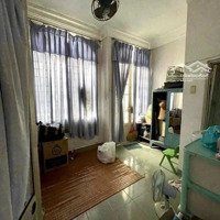 Nhà Hẻm 4M Lê Văn Sỹ Q3 , 3X2,5M , Trệt 2 Lầu Đúc , 890 Triệucó Thương Lượng, Sổ Hồng