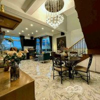 Bán Penthouse Star Hill,Phú Mỹ Hưng,Quận 7.Diện Tích244M2. Giá Chỉ: 14,5 Tỷ. Liên Hệ: 0967191585 Em Thủy