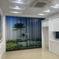 Cho Thuê Nhà Trần Quốc Hoàn,Diện Tích100M2 X7 Tầng. Đầy Đủ Đh, Nl, Thông Sàn, Thang Máy Cuối, Giá 110 Triệu