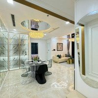 Bán 3 Phòng Ngủvinhomes Golden River Nội Thất Luxury Mới 100% Giá Siêu Tốt: 18Ti Liên Hệ: 0914.196.996 Huy Bim