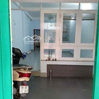 Nhà Mặt Tiền 100M2, 2 Phòng Ngủ, 2 Wc Trung Tâm Quận 11