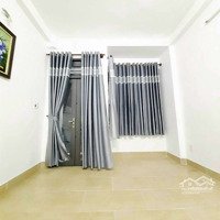 Nhà 440/ Thống Nhất Dt: 4 X 11, 1 Trệt 2 Lầu S.thượng 3 Phòng Ngủ3Wc