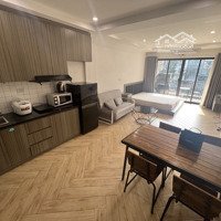 Cho Thuê Căn Hộ View Hồ Tây Đẹp Full Đồ 40M2