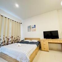 Cho Thuê OT 38M2, Nội Thất, Nhà Sáng, Tông Trắng chỉ 10TR/Tháng, Free PQL Sunrise City View 0906233195