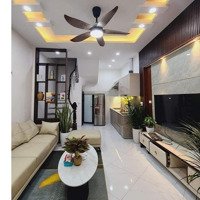 3,65 Tỷ Nhà Văn Tiến Dũng - 36M2 - 5 Tầng - Ô Tô Đỗ Cổng - Full Đồ Nội Thất Cơ Bản