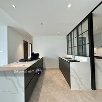 Bán Căn Hộ 3 Phòng Ngủ150M2 Tầng Cao View Sông Vĩnh Viễn Giá Bán 31 Tỷ.