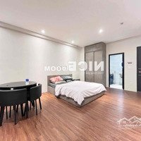 Studio Full Nội Thất Ban Công Nhà Mới Ở Mặt Tiền Đường