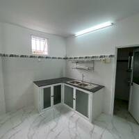 Bán nhà tttp Nha Trang, cách Hương Lộ Ngọc Hiệp chỉ 50m . 63.4m2 giá rẻ