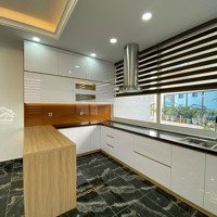 Cần Bán Nhanh Nhà Gia Thụy Long Biên 100M2 Giá 17 Tỉ Liên Hệ: 0386650093.